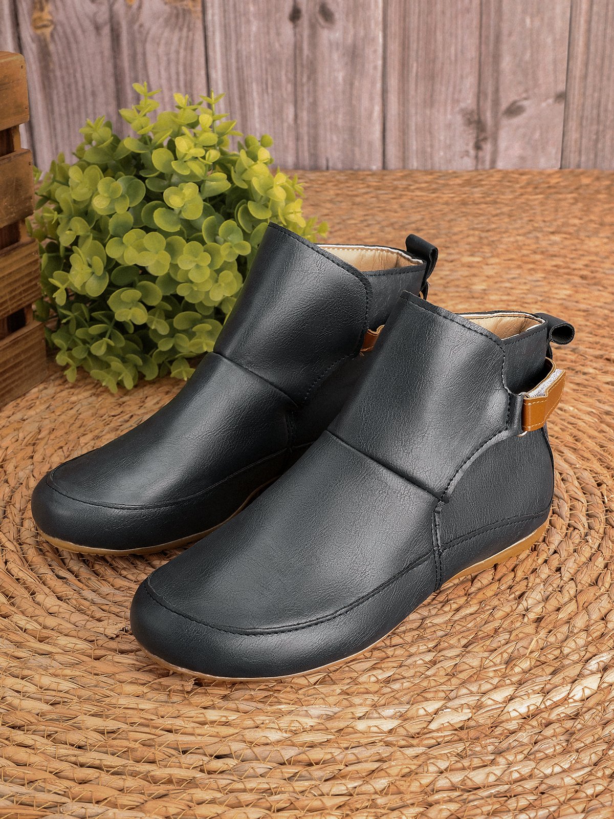 Flacher PU-Stiefel Atmungsaktiv Abriebfest Klettverschluss Noracora