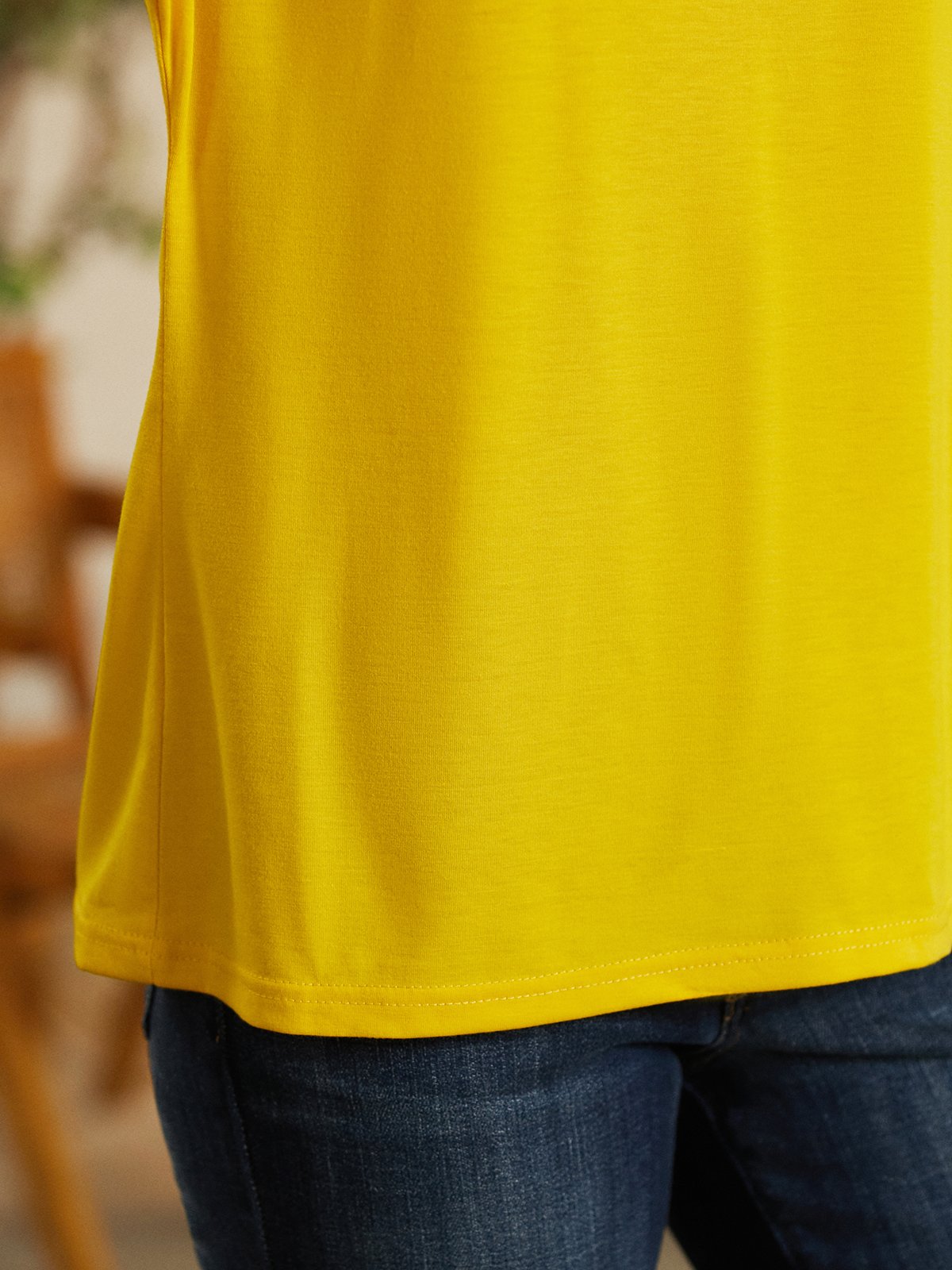 Lässiges Shirt V-Ausschnitt Langarm einfache Passform Noracora
