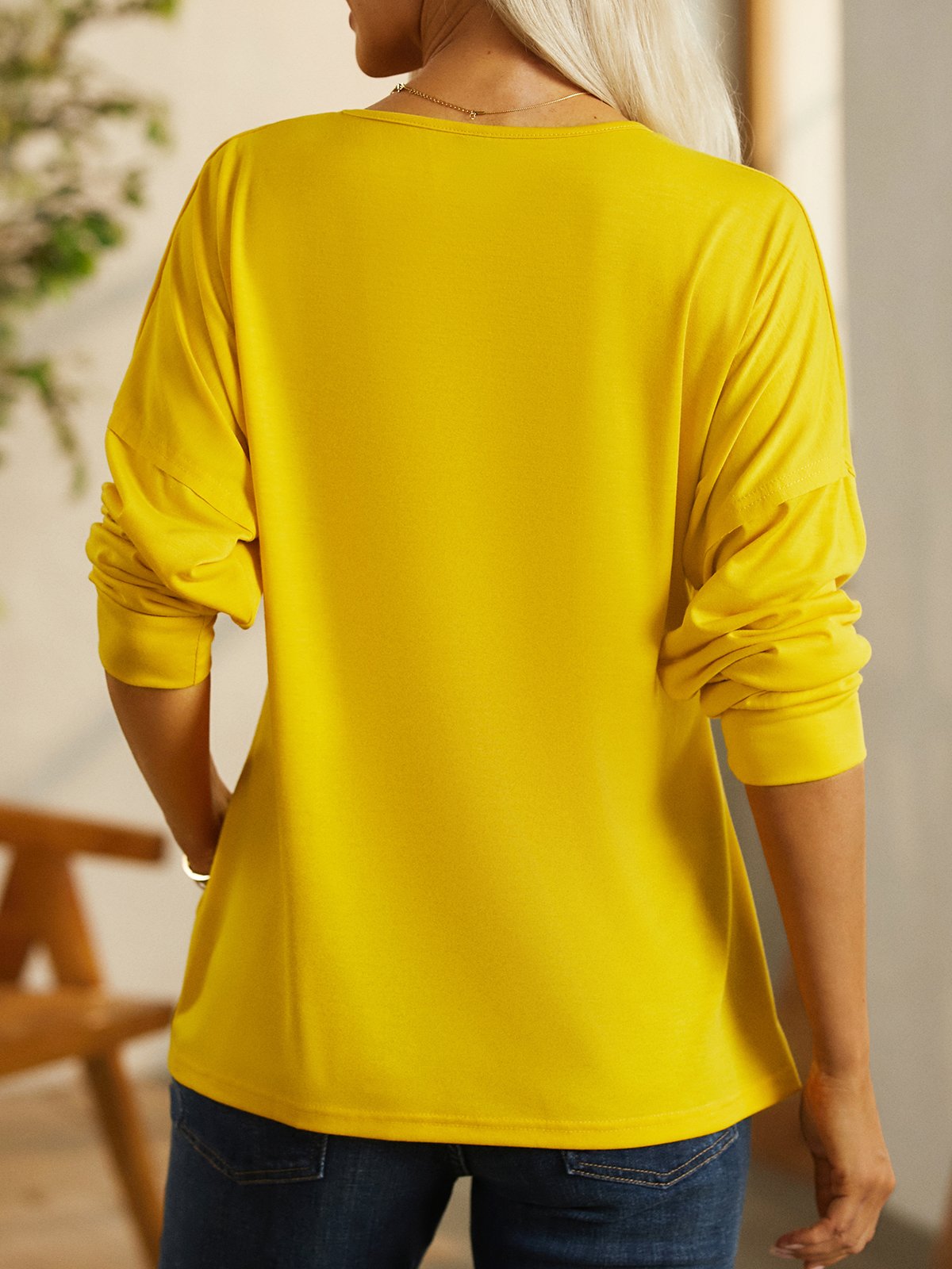 Lässiges Shirt V-Ausschnitt Langarm einfache Passform Noracora