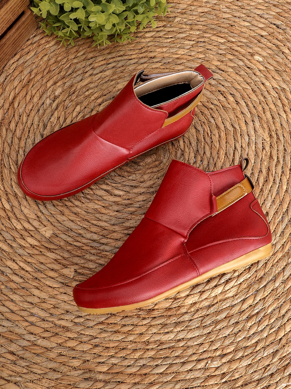 Flacher PU-Stiefel Atmungsaktiv Abriebfest Klettverschluss Noracora
