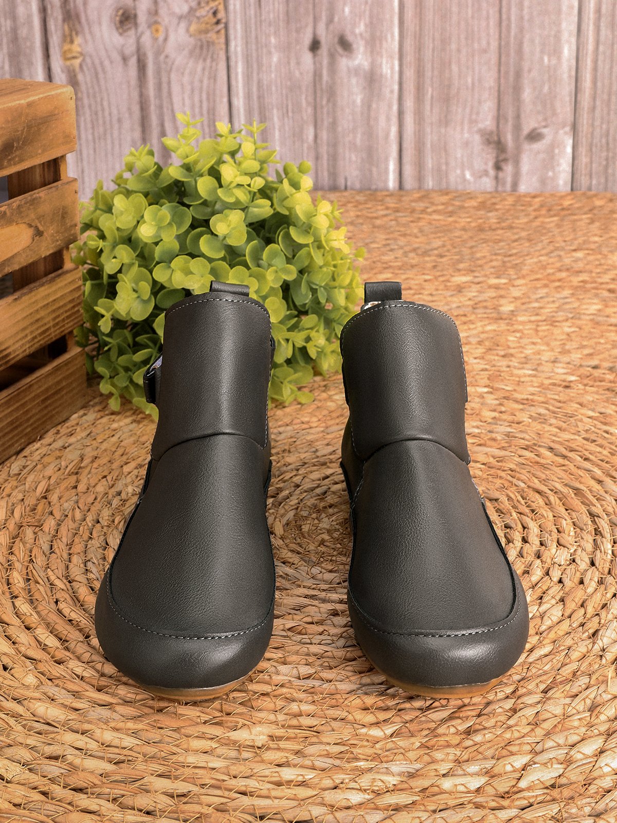 Flacher PU-Stiefel Atmungsaktiv Abriebfest Klettverschluss Noracora