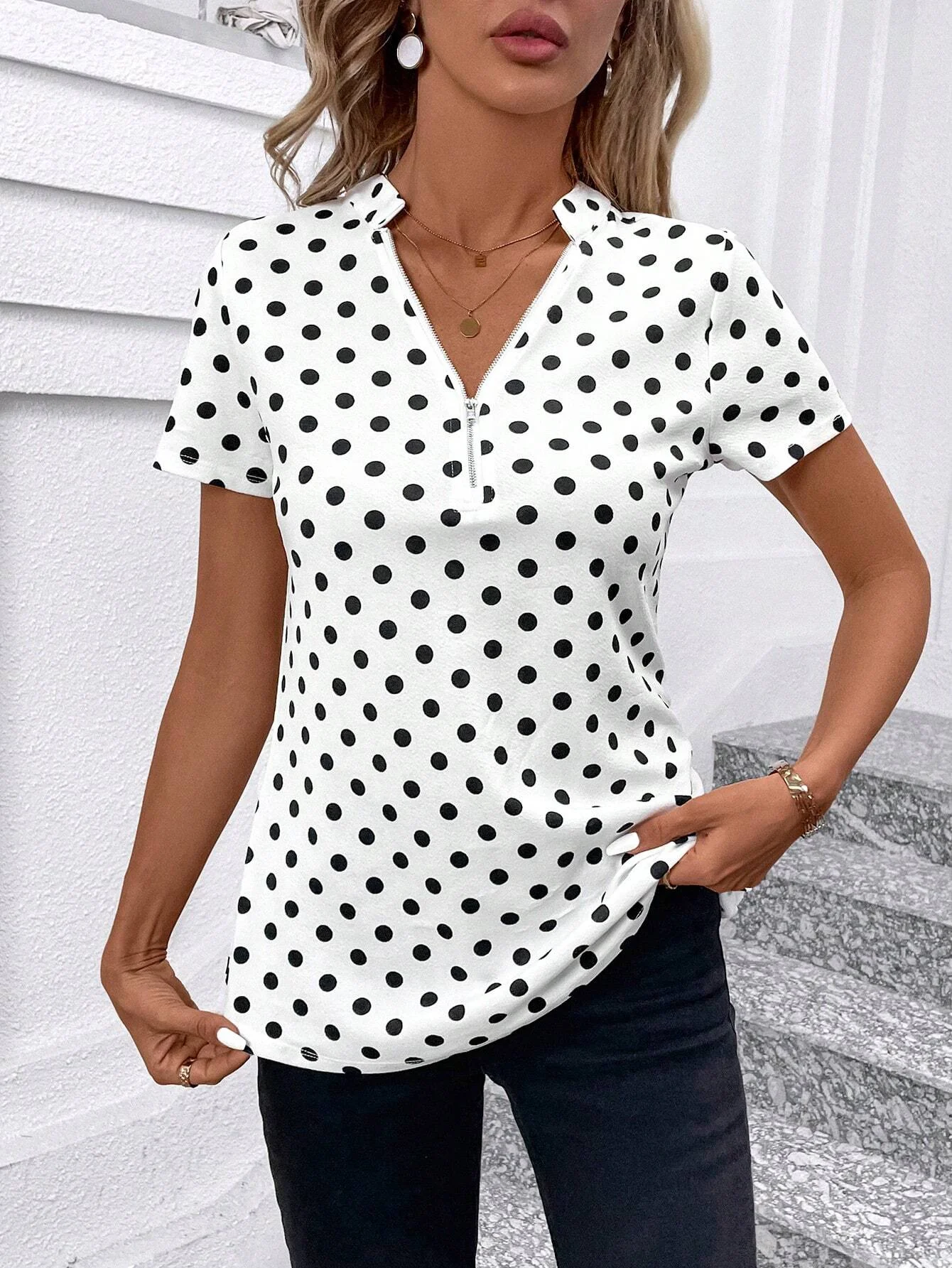 V-Ausschnitt Kurzarm Polka Dots Reißverschluss Regelmäßig Mikroelastizität Regelmäßige Passform Bluse für Damen