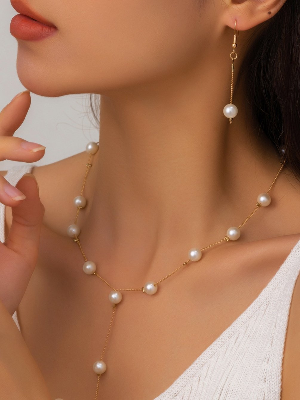 Schmuck Fashion Perle Pendant Legierung Licht Luxuriös Perle Ohrringe Armband Ohrringe Halskette Dreiteilig Halskette