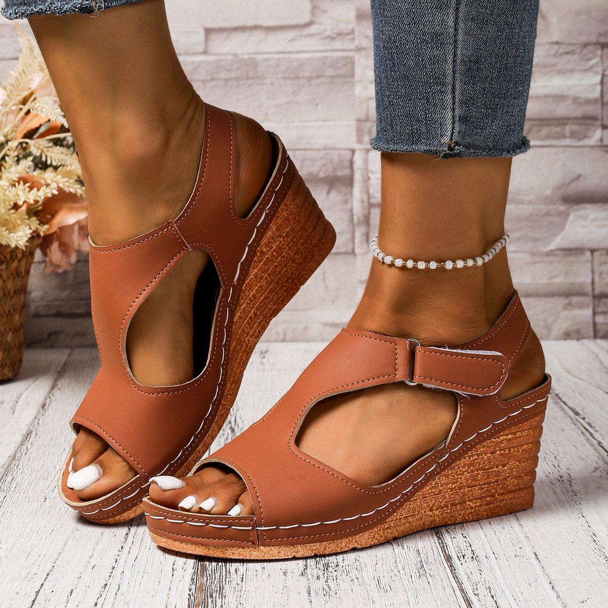 Retro Unifarben Verstellbare Schnalle Blockabsatz Peep-Toe-Sandalen