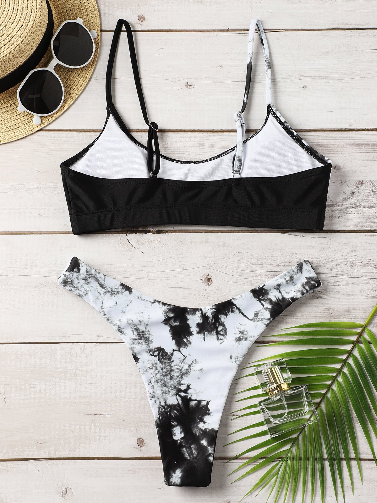 Batik Print Bikini Badeanzug