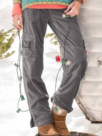 Einfarbige Hose mit Taschen