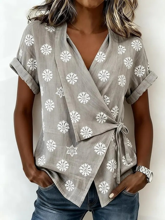 V-Ausschnitt Kurzarm Botanisch Muster Regelmäßig Regelmäßige Passform Bluse für Damen