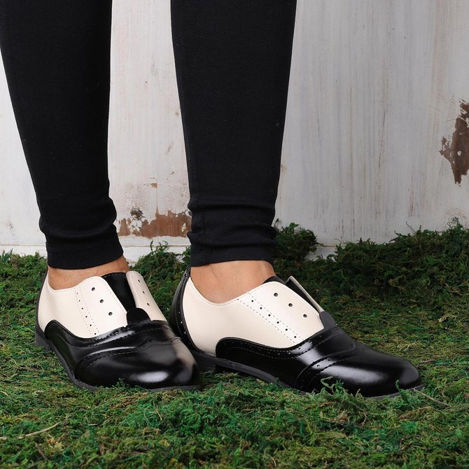 PU-Slippers mit Farbblock Slip-on Große Größen