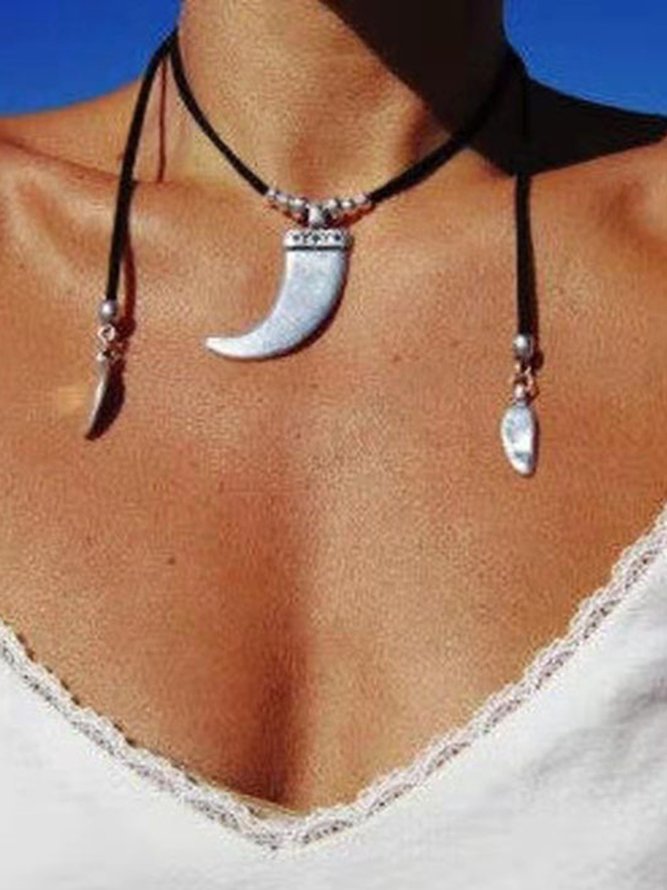 Damen Abstrakt Alle Jahreszeiten Ethnisch Metall Leder Urlaub Leder Strand Stil Pendant Halsketten Halskette