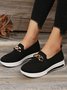 Große Größen Atmungsaktiv Metall Dekor Slip On Schuhe